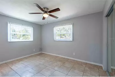 2741 37th Street S, Saint Petersburg, FL 33711 - Photo 16