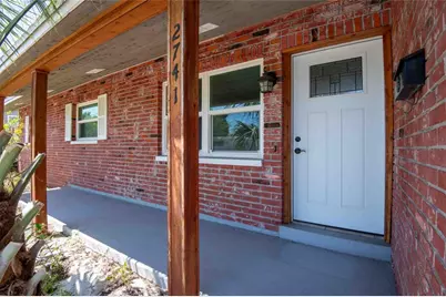 2741 37th Street S, Saint Petersburg, FL 33711 - Photo 2