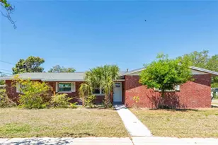 2741 37th St S, Saint Petersburg, FL 33711 - Photo 1