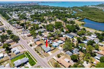 2741 37th Street S, Saint Petersburg, FL 33711 - Photo 52