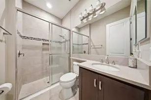 15528 Corona Del Mar Dr, Wimauma, FL 33598 - Photo 24