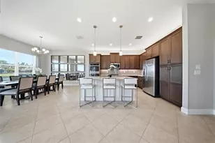 15528 Corona Del Mar Dr, Wimauma, FL 33598 - Photo 4