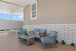 7300 Americana Dr NE, Saint Petersburg, FL 33702 - Photo 36
