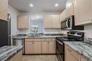 214 Gloucester Blvd, Sun City Center, FL 33573 - Photo 16