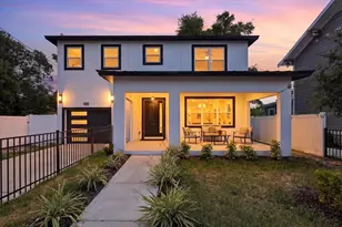 1044 12th Ave S, Saint Petersburg, FL 33705 - Photo 1