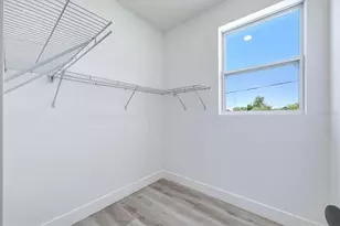 1044 12th Ave S, Saint Petersburg, FL 33705 - Photo 26