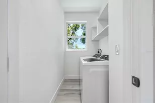 1044 12th Ave S, Saint Petersburg, FL 33705 - Photo 36