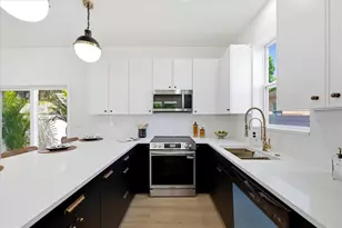 1235 11th Ave S, Saint Petersburg, FL 33705 - Photo 18