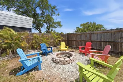 10437 52nd Avenue N, Saint Petersburg, FL 33708 - Photo 6