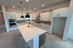 6823 Heron Mdw Dr, Sarasota, FL 34241 - Photo 6