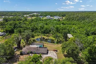 212 Crystal Lake Rd, Lutz, FL 33548 - Photo 20