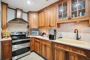 162 SE Lincoln Cir N, Saint Petersburg, FL 33703 - Photo 18
