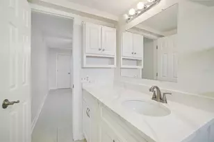 1847 Shore Dr S, South Pasadena, FL 33707 - Photo 14