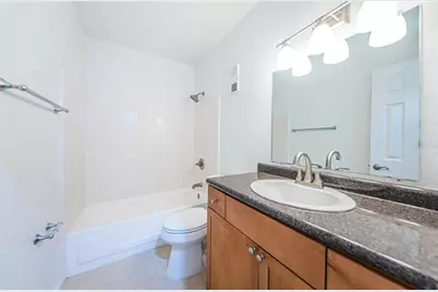 251 Pompano Drive SE #D, Saint Petersburg, FL 33705 - Photo 16