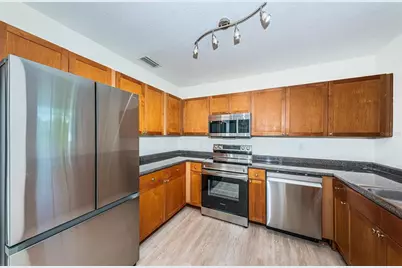 251 Pompano Drive SE #D, Saint Petersburg, FL 33705 - Photo 6