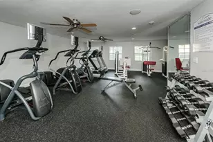 251 Pompano Dr SE, Saint Petersburg, FL 33705 - Photo 28