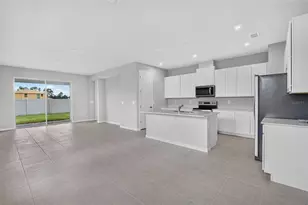 34880 Arbor Retreat Dr, Dade City, FL 33525 - Photo 6