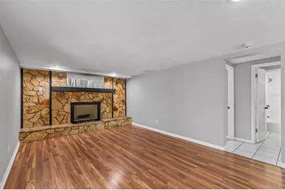 7111 Gateway Court, Tampa, FL 33615 - Photo 32