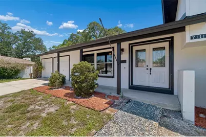 7111 Gateway Court, Tampa, FL 33615 - Photo 6