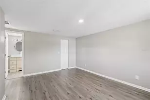 7111 Gateway Ct, Tampa, FL 33615 - Photo 42