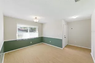 2210 Sequoia Dr, Clearwater, FL 33763 - Photo 4