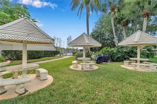 2210 Sequoia Dr, Clearwater, FL 33763 - Photo 26