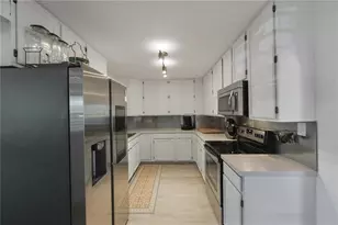 702 Gray St S, Gulfport, FL 33707 - Photo 12