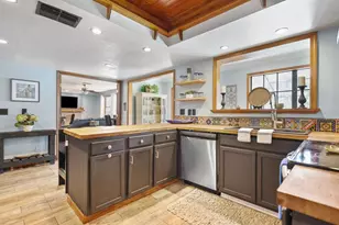 314 Bloomingfield Dr, Brandon, FL 33511 - Photo 18