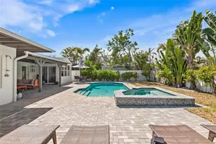 14024 N Bayshore Dr, Madeira Beach, FL 33708 - Photo 32
