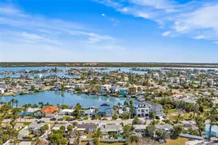 14024 N Bayshore Dr, Madeira Beach, FL 33708 - Photo 54