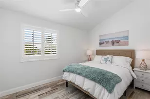 14024 N Bayshore Dr, Madeira Beach, FL 33708 - Photo 30