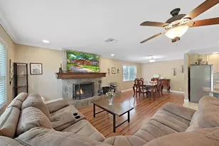 18835 Tracer Dr, Lutz, FL 33549 - Photo 14