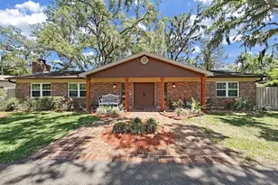 18835 Tracer Dr, Lutz, FL 33549 - Photo 1