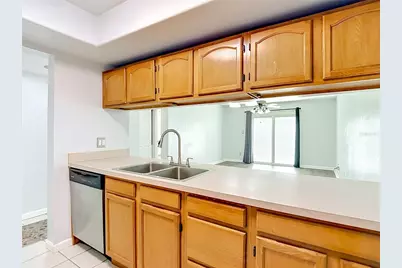 5820 N Church Avenue #164, Tampa, FL 33614 - Photo 8