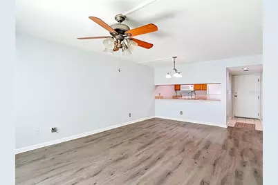 5820 N Church Avenue #164, Tampa, FL 33614 - Photo 2