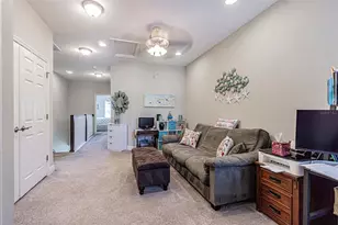11523 Crowned Sparrow Ln, Tampa, FL 33626 - Photo 12