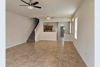 26638 Castleview Way, Wesley Chapel, FL 33544 - Photo 4