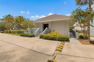 160 Columbia Dr, Tampa, FL 33606 - Photo 36