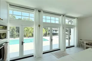 797 45th Ave NE, Saint Petersburg, FL 33703 - Photo 18