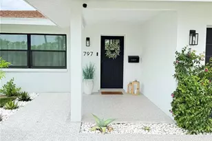 797 45th Ave NE, Saint Petersburg, FL 33703 - Photo 6