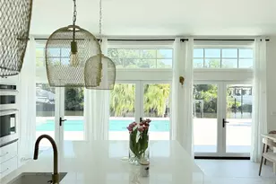 797 45th Ave NE, Saint Petersburg, FL 33703 - Photo 18