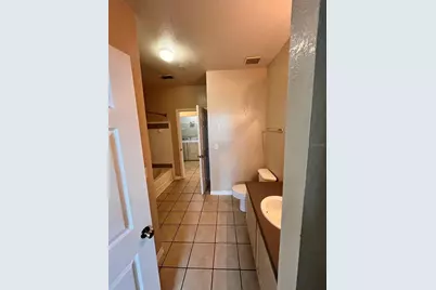 6685 Queens Borough Avenue #306, Orlando, FL 32835 - Photo 12