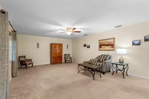 2034 Hawkhurst Cir, Sun City Center, FL 33573 - Photo 14