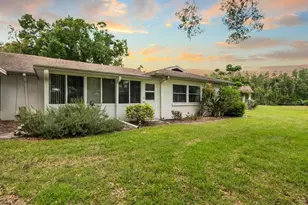 2034 Hawkhurst Cir, Sun City Center, FL 33573 - Photo 46