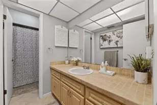 4205 Brooke Dr, Valrico, FL 33594 - Photo 12