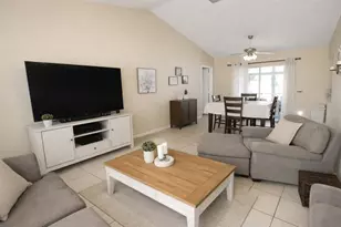 5046 Kenmore St, Spring Hill, FL 34608 - Photo 10
