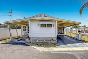 1040 Main St, Dunedin, FL 34698 - Photo 2