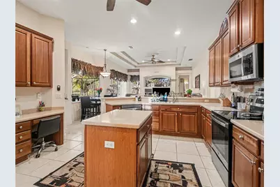 13950 Wood Duck Circle, Lakewood Ranch, FL 34202 - Photo 10