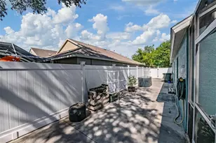 1686 Oak Spring Dr, Tarpon Springs, FL 34689 - Photo 28