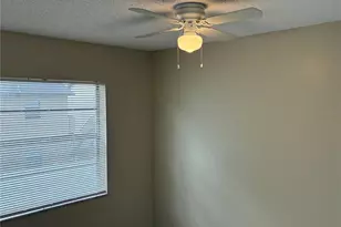 5101 S Clarice Ct, Tampa, FL 33611 - Photo 8